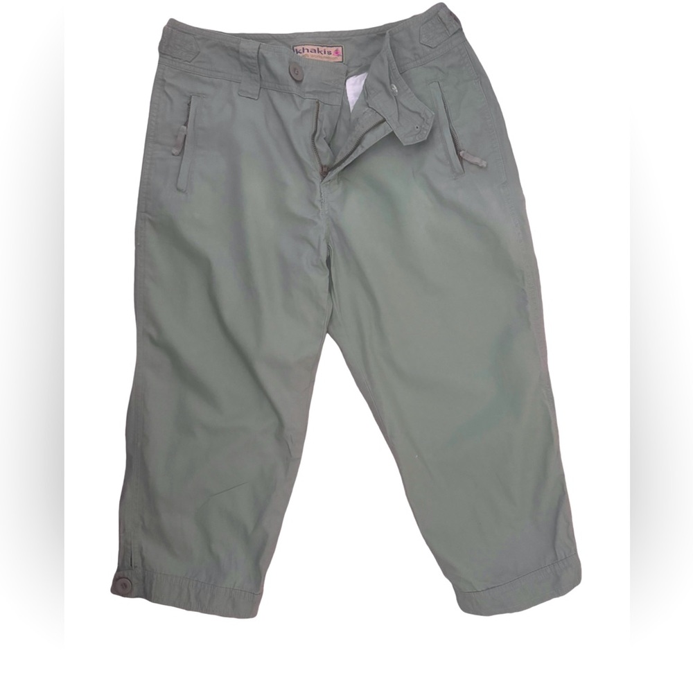 Get ready for summer! In these stylish capris you can be casual or dress up.